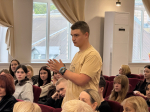 «Диалог о главном»: Александр Козловский обсудил с коллективом Псковского кооперативного техникума реализацию Народной программы и насущные проблемы региона