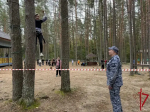 Сотрудники вневедомственной охраны из Великих Лук сопровождали команду Гвардейской смены на туристическом слете