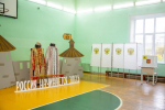 В Пскове открылся избирательный участок в стиле Псковского веча