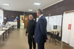 Александр Козловский проинспектировал работу избирательных участков в Псковской области