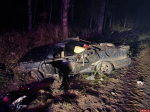 19-летний водитель погиб в Пустошкинском округе при опрокидывании автомашины