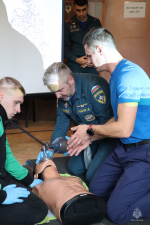 Специалисты из Санкт-Петербурга обменялись опытом с псковскими пожарными