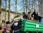Осенние субботники организуют школы Псковской области