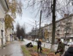 Великолучане провели субботник в будущем Доме молодёжи