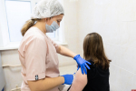 Осень без гриппа: вакцинация в псковской поликлинике. ФОТОРЕПОРТАЖ